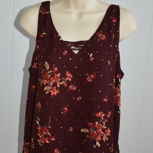 EUC Maurices Large Maroon Floral Blouse/Top/Tank